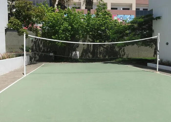 2-bedroom Near And Golden Mile