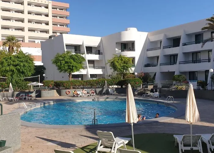 2-bedroom Near And Golden Mile *