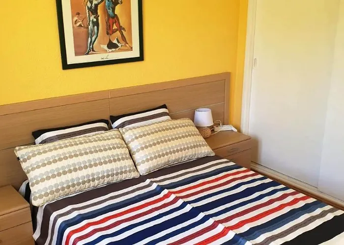 아파트 2-bedroom Near And Golden Mile *