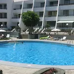 شقة 2-bedroom Near And Golden Mile *