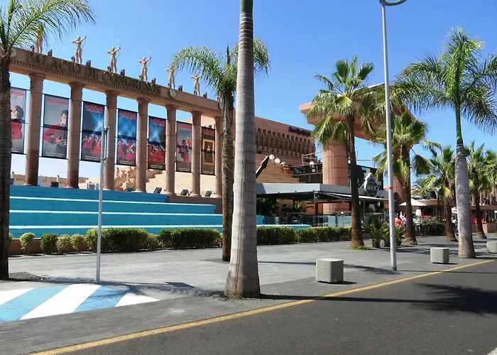 2-bedroom Near And Golden Mile Apartment Playa de las Americas (Tenerife)