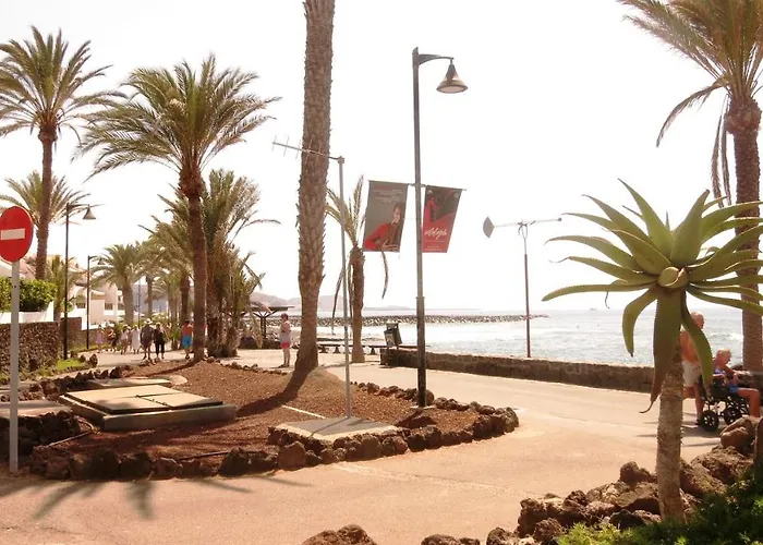 2-bedroom Near And Golden Mile Playa de las Americas (Tenerife)