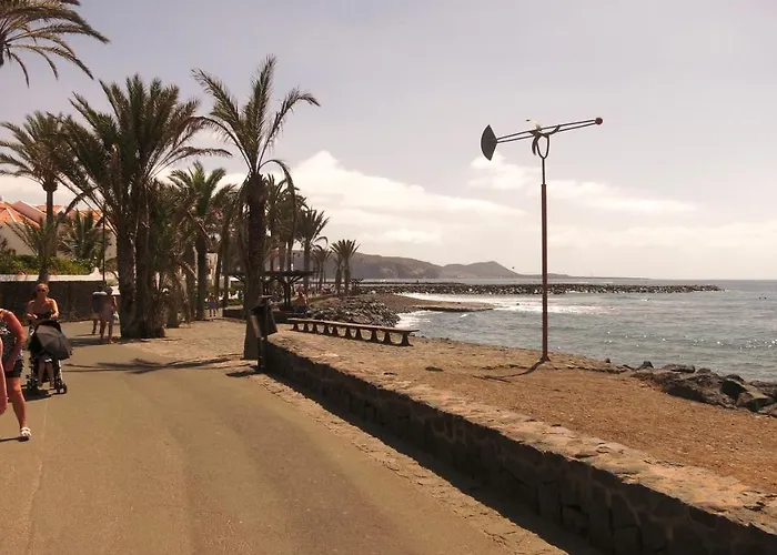 2-bedroom Near And Golden Mile *