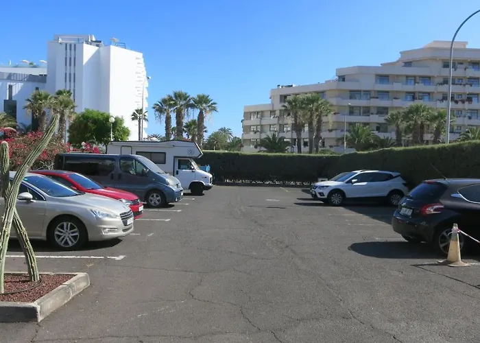 Apartament 2-bedroom Near And Golden Mile Playa de las Americas (Tenerife)